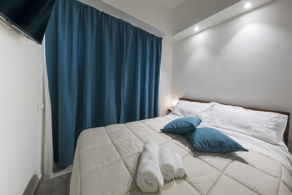 Piazza Martiri Rooms Cagliari Pokoj fotografie